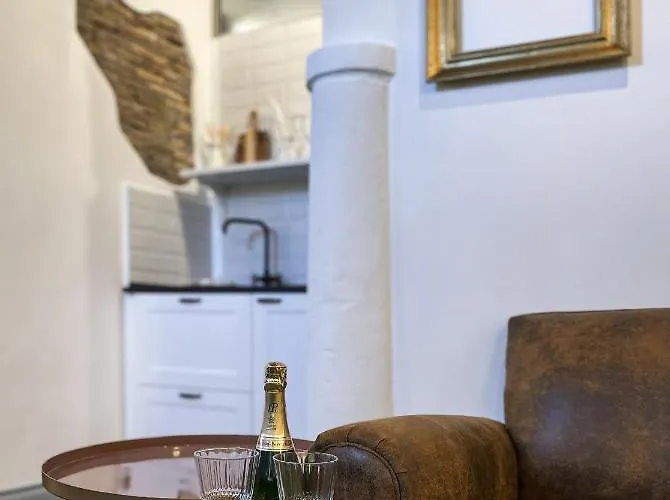 Domuslu' - Casa Di Charme Nel Cuore Di Appartamento *